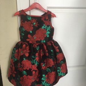 Girls Size 5 Rose Holiday Dress